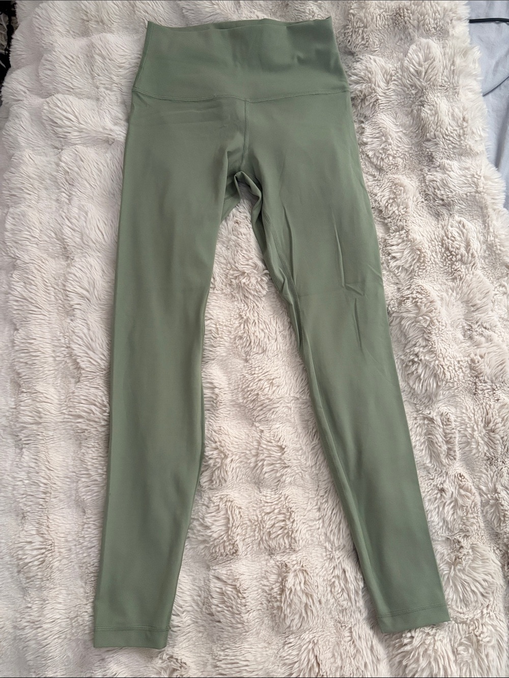 lululemon athletica High-Rise Align 28” leggings (sage/olive green)